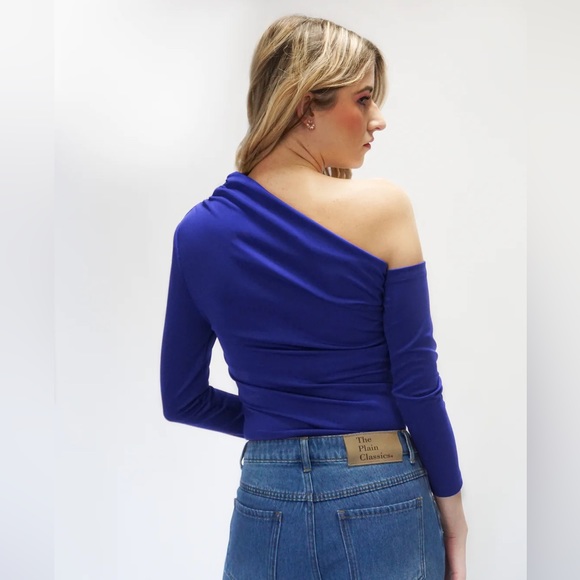 NWT Blue Off-the-shoulder Top - Picture 3 of 5